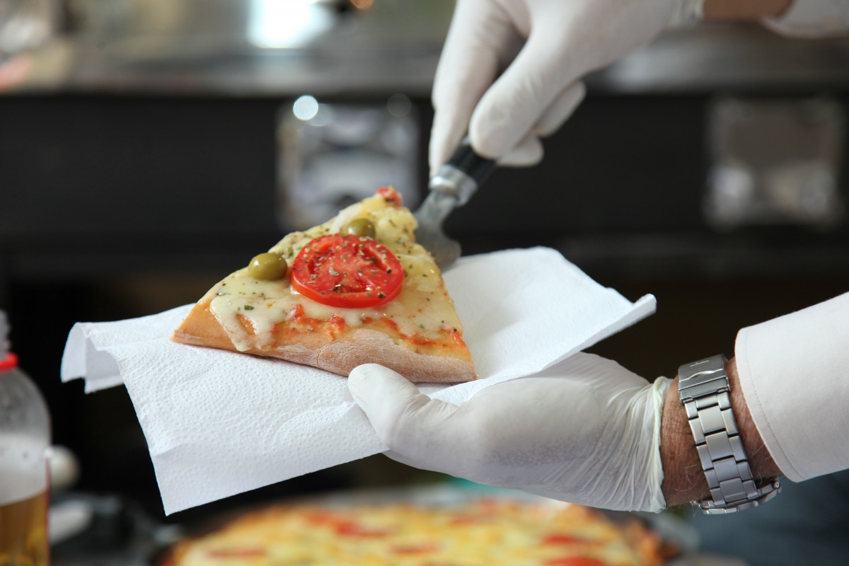 È “SOLO” UN TRANCIO DI PIZZA