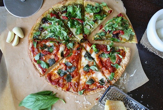 Pizza e aperitivo, combinazione perfetta